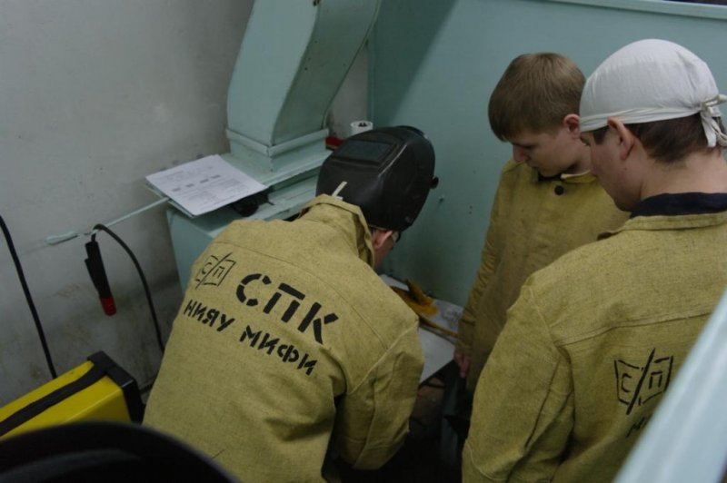 Фото к «Конкурс сварочного мастерства — 2012»