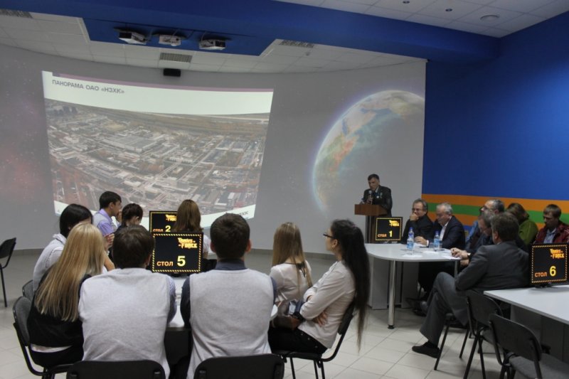 Фото к Новосибирский центр по атомной энергии продолжает проект по профориентации школьников