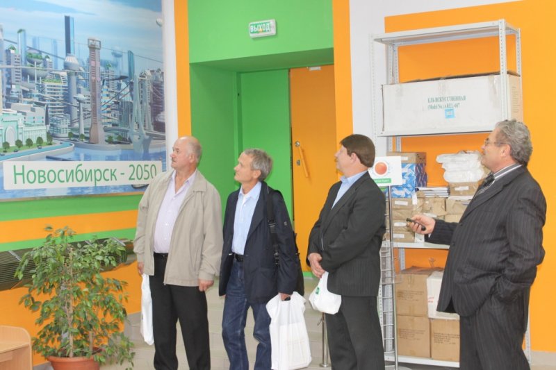 Фото к В Новосибирском информационном центре по атомной энергии прошла «атомная встреча»