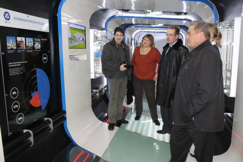 Фото к Поезд инноваций побывал в Новосибирске