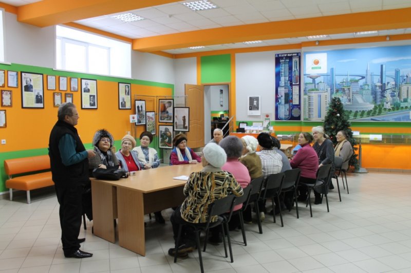 Фото к Новосибирский информационный центр сделал подарок инвалидам-ветеранам