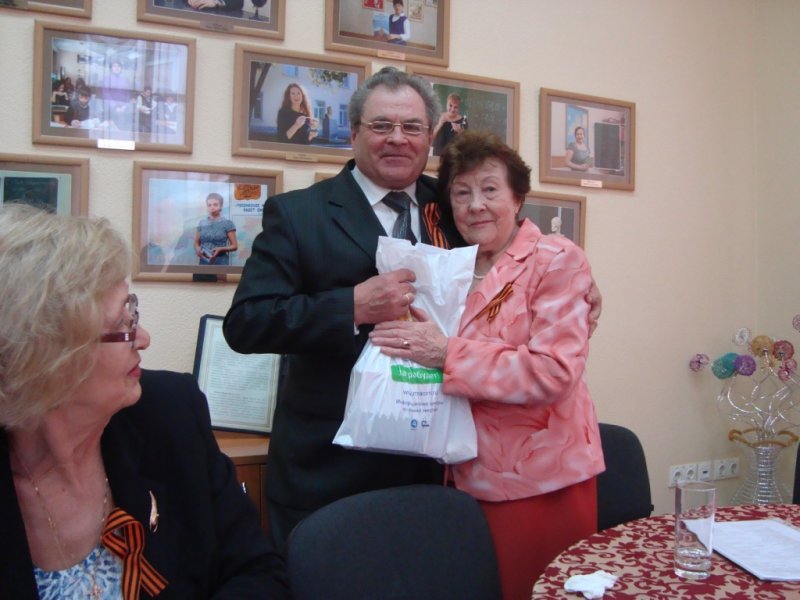 Фото к В рамках Всероссийской акции «Наука Побеждать!» в ИЦАО прошел цикл мероприятий для школьников, руководителей военно-патриотических школьных музеев, тружеников тыла — ветеранов педагогического труда, ветеранов ОАО «НЗХК», ветеранов ВОВ, малолетних узников