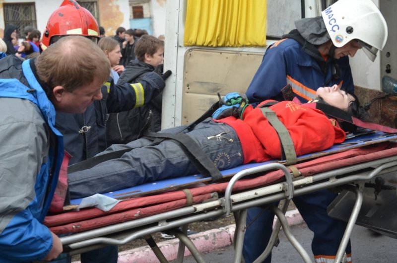 Фото к В начале мая ИЦАО г. Новосибирска совместно с МЧС  и МВД по НСО, Детским автогородком и Школой юных спасателей «Мужество» провели мероприятие в рамках Всероссийской акции «Наука Побеждать» — «Весенний переполох».