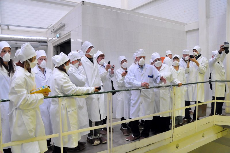 Фото к Дни знаний о НЗХК продолжаются