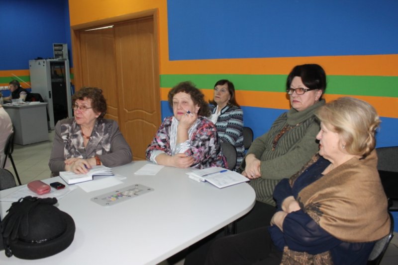 Фото к В честь 70-тилетия прорыва блокады Ленинграда в Информационном центре атомной отрасли собрались ветераны педагогического труда всех районов города Новосибирска