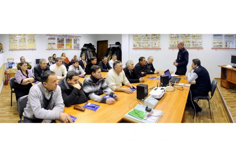 Фото к Педагоги ОБЖ области посетили Информационный центр атомной отрасли