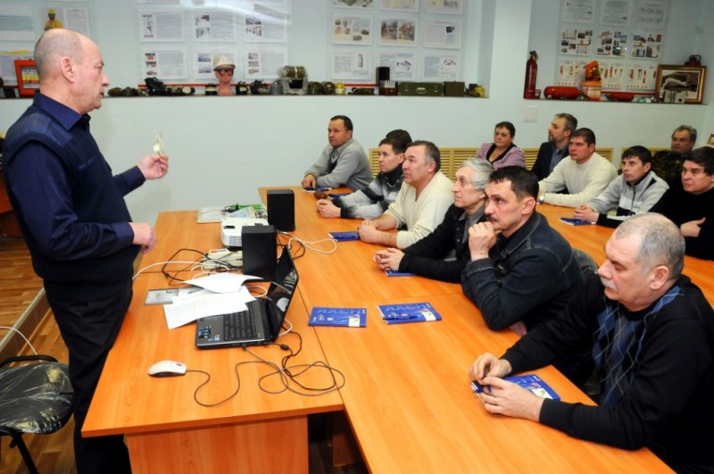 Фото к Педагоги ОБЖ области посетили Информационный центр атомной отрасли