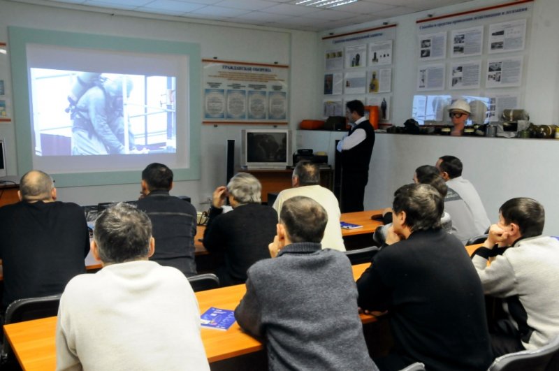 Фото к Педагоги ОБЖ области посетили Информационный центр атомной отрасли