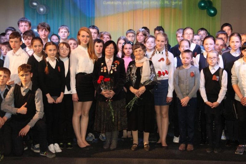 Фото к Информационный центр совместно с Центром развития творчества детей и юношества провели ряд патриотических мероприятий.