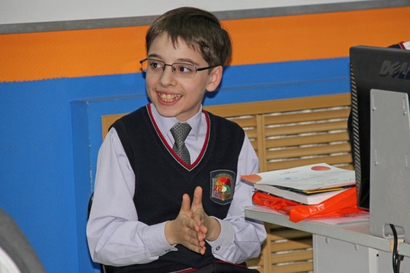 Фото к Новосибирский Информационный центр атомной отрасли провел Городской фестиваль по робототехнике «TROBOT 2014»