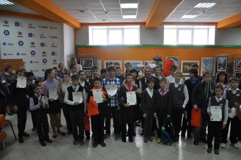 Фото к Новосибирский Информационный центр атомной отрасли провел Городской фестиваль по робототехнике «TROBOT 2014»