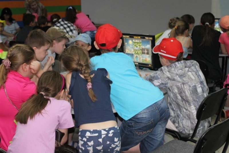 Фото к Умники и умницы атомного лагеря