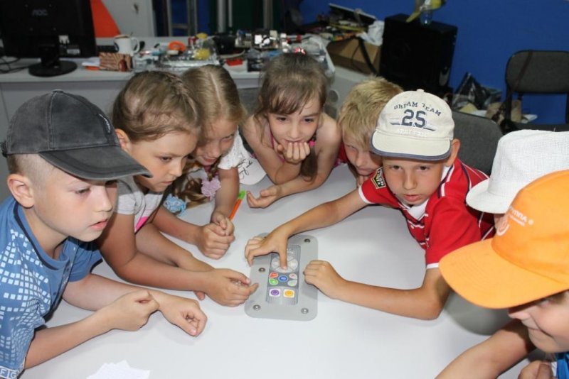 Фото к Умники и умницы атомного лагеря