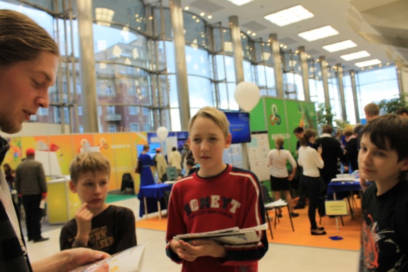 Фото к Новосибирский информационный центр по атомной энергии на Всероссийском фестивале науки