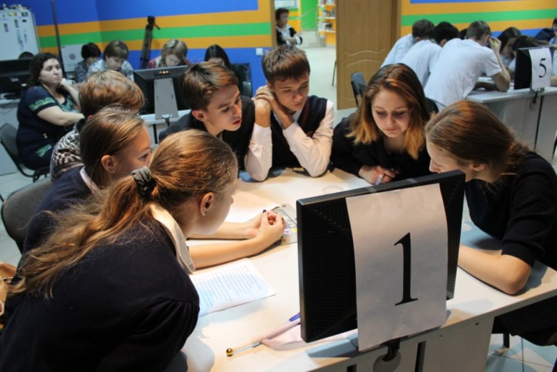 Фото к В центре по атомной энергии прошли интеллектуальные игры ко Дню народного единства