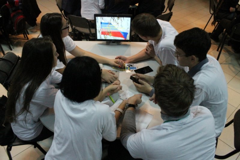 Фото к В центре по атомной энергии прошли интеллектуальные игры ко Дню народного единства