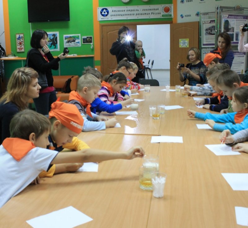 Фото к «ФИКСИруй опыт» совместно с центром по атомной энергии!