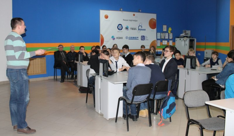 Фото к Дальнейшее освоение Арктики невозможно без атомного ледокольного флота