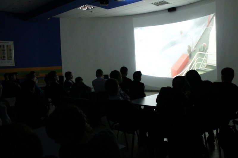 Фото к Дальнейшее освоение Арктики невозможно без атомного ледокольного флота