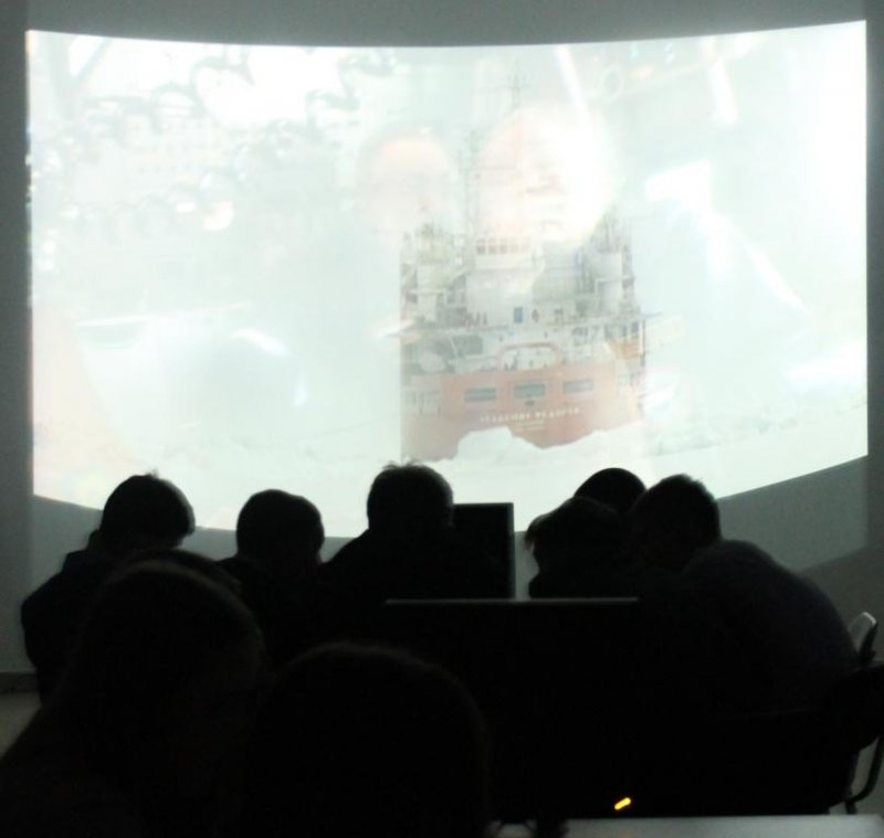 Фото к Дальнейшее освоение Арктики невозможно без атомного ледокольного флота