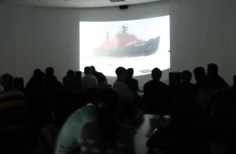 Фото к Дальнейшее освоение Арктики невозможно без атомного ледокольного флота