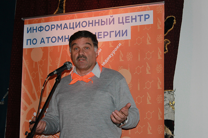 Фото к «Разберём на атомы»: Принцип актуализма, опыт чтения и зеттабайты информации