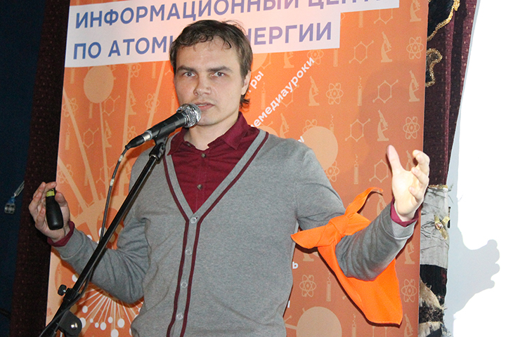 Фото к «Разберём на атомы»: Принцип актуализма, опыт чтения и зеттабайты информации
