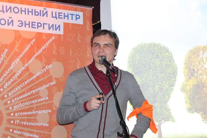 Фото к «Разберём на атомы»: Принцип актуализма, опыт чтения и зеттабайты информации